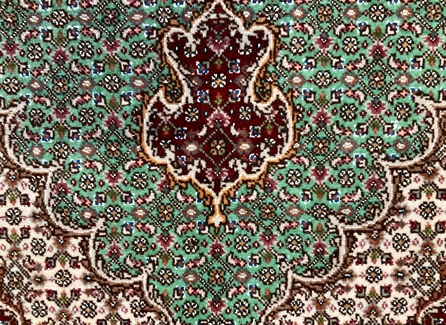 タブリーズ アブドラーヒ工房 130cm x 84cm PS7592