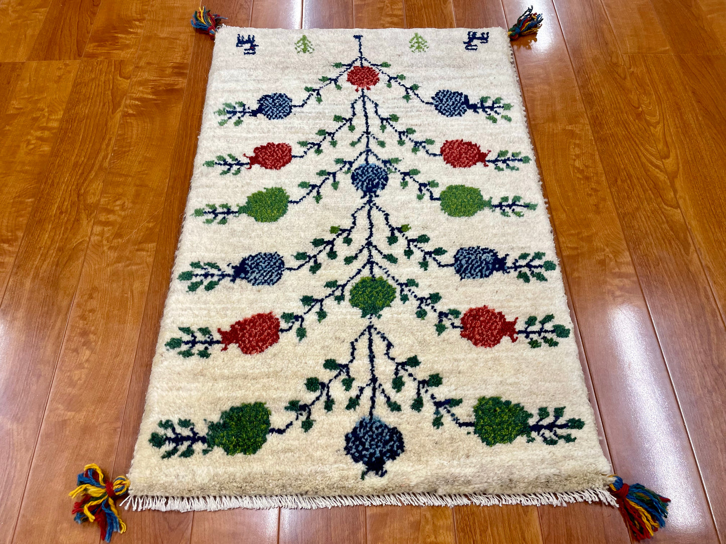 【オンライン限定】ギャッベ 88cm x 58cm RJ14062