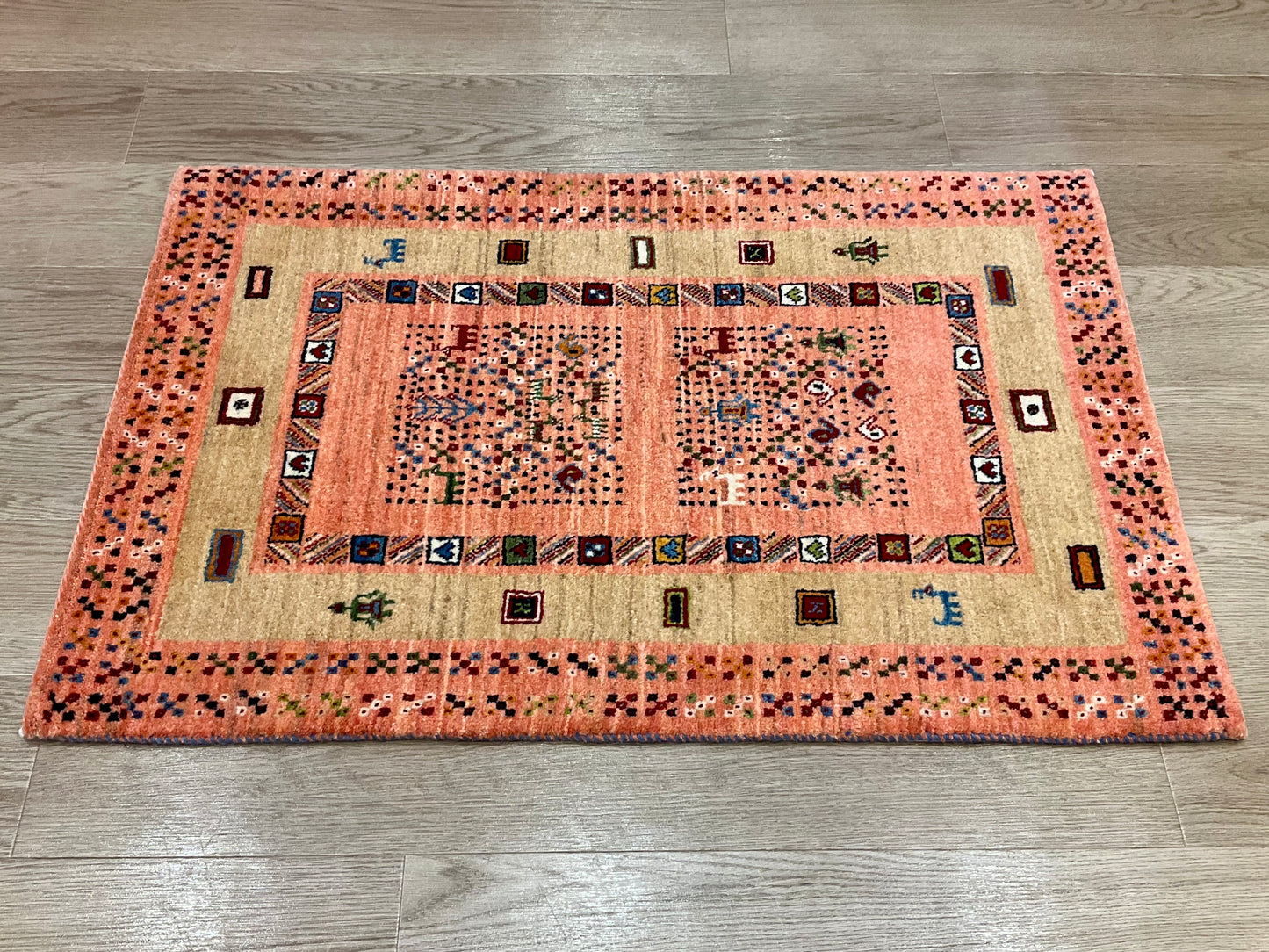 カシュクリ 100cm x 66cm RJ11028