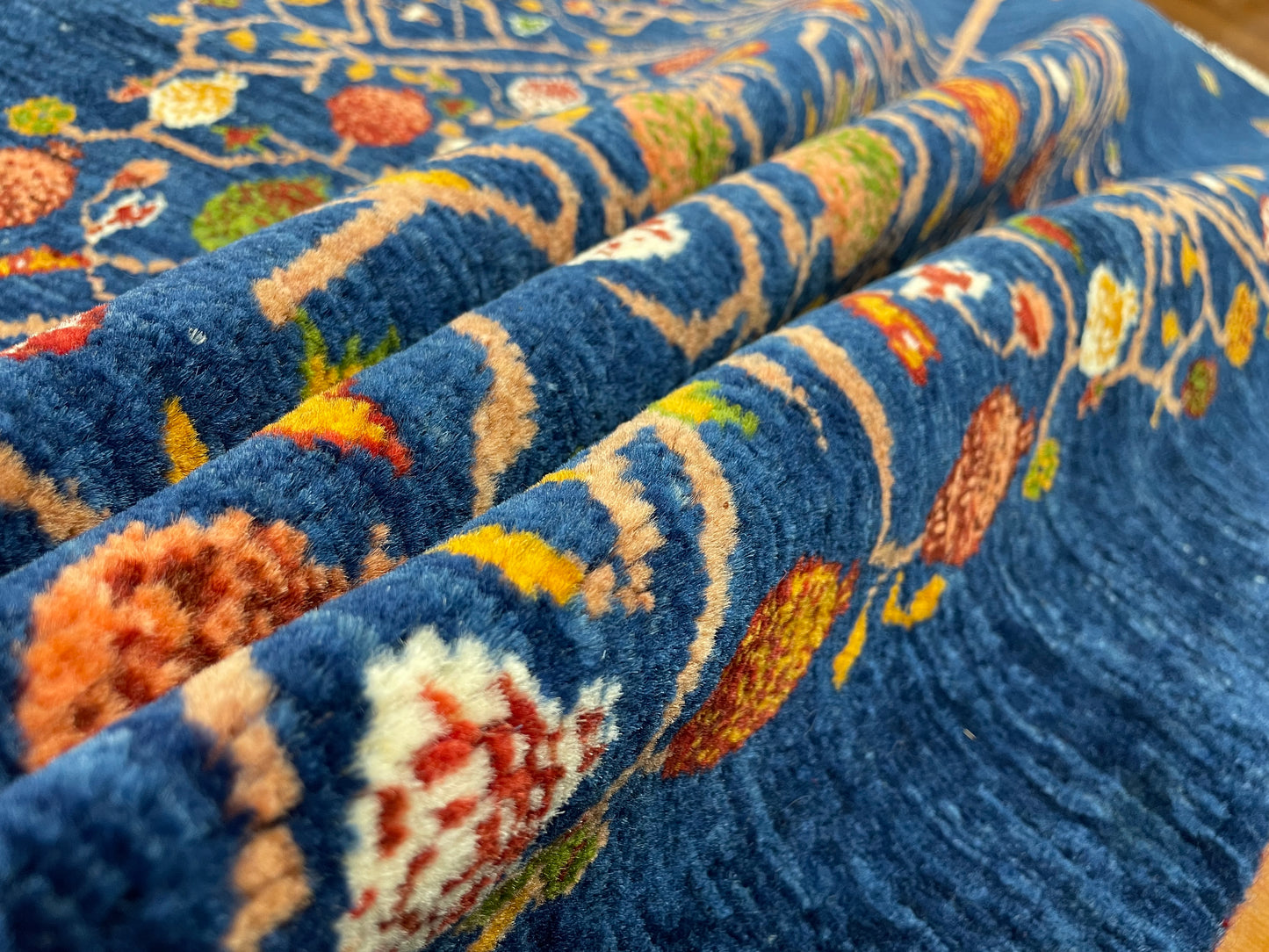 【オンライン限定】カシュクリギャッベ 128cm x 84cm RJ7685