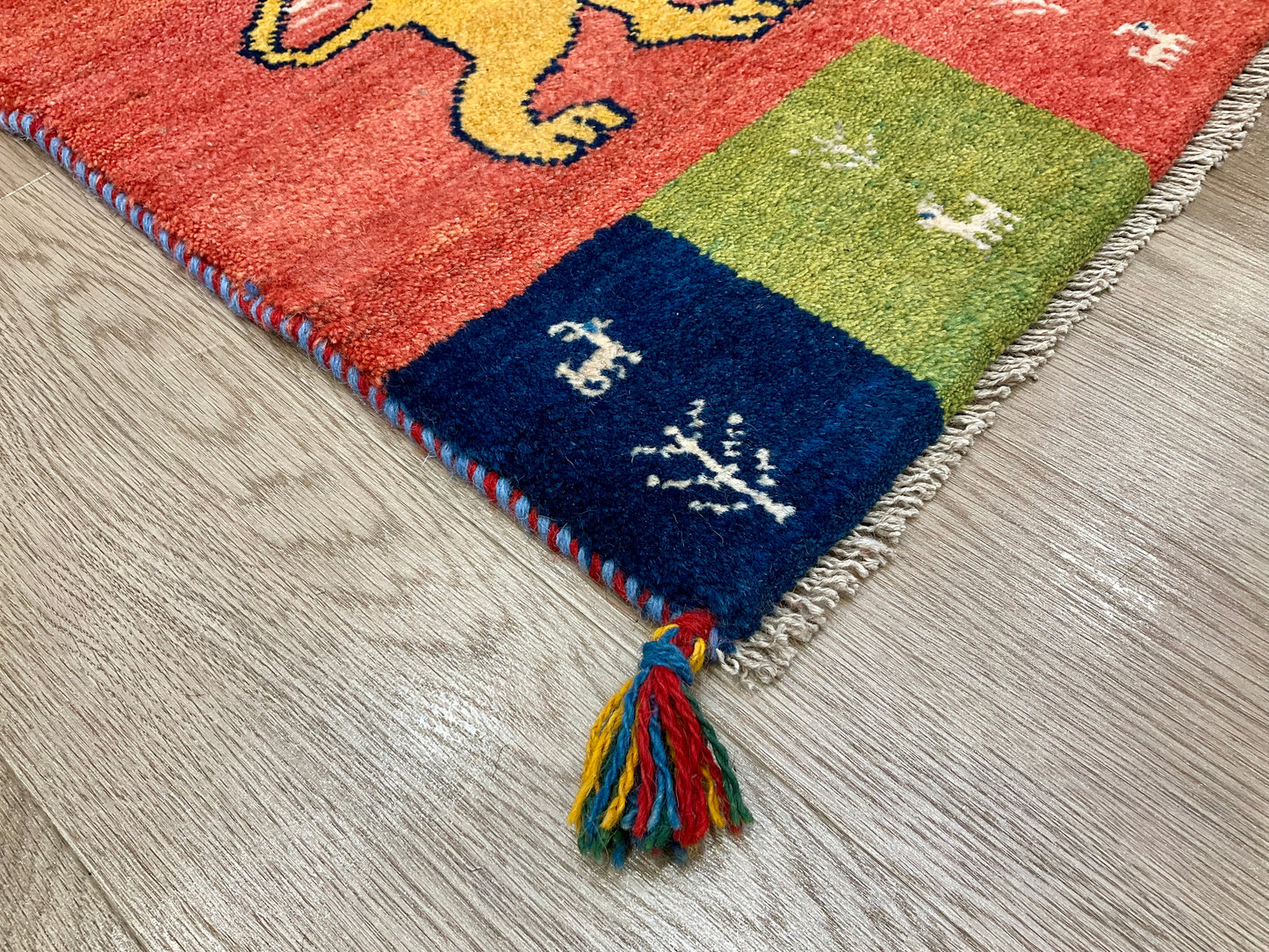 ギャッベ 88cm x 60cm RJ12110