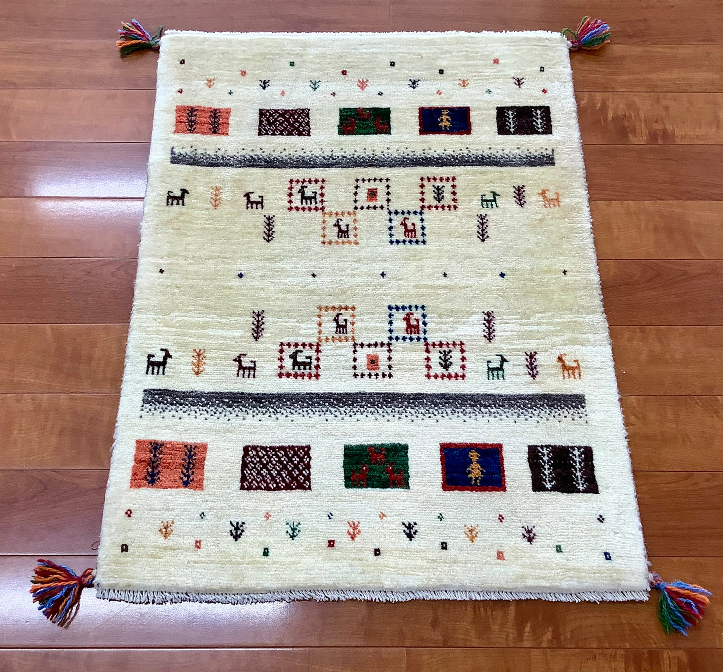 【オンライン限定】カシュクリ 87cm x 63cm RJ5632