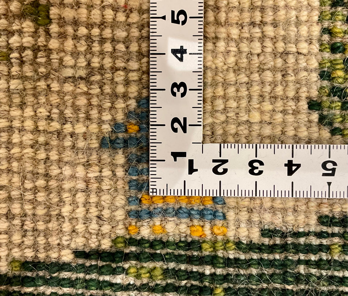 【福岡店】ギャッベ 37cm x 38cm Z3692