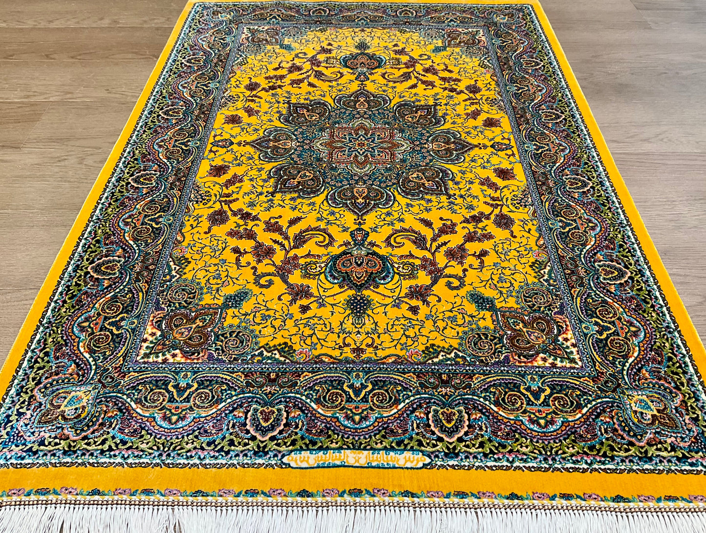 ペルシャンシルク 120cm x 80cm PS10689