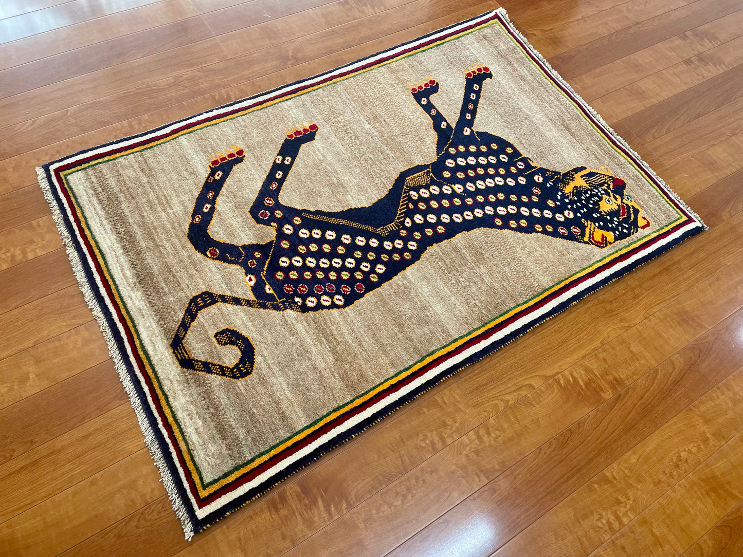 【オンライン限定】ギャッベ アマレバフト 143cm x 95cm RJ12672