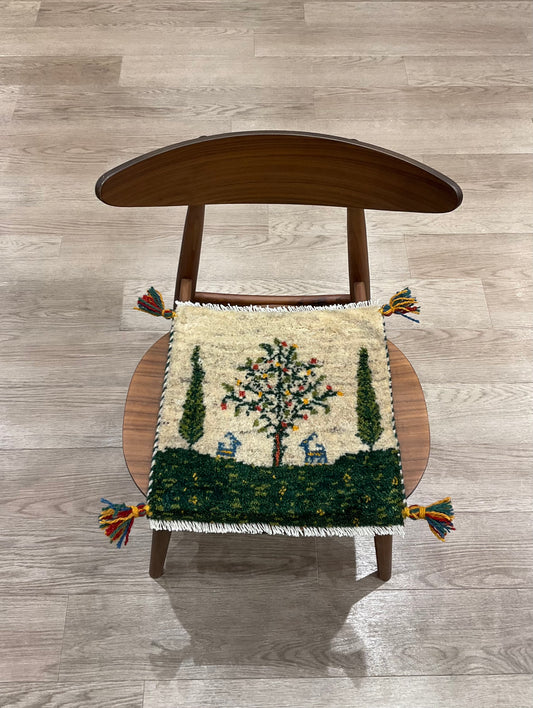 【福岡店】ギャッベ 37cm x 38cm Z3692