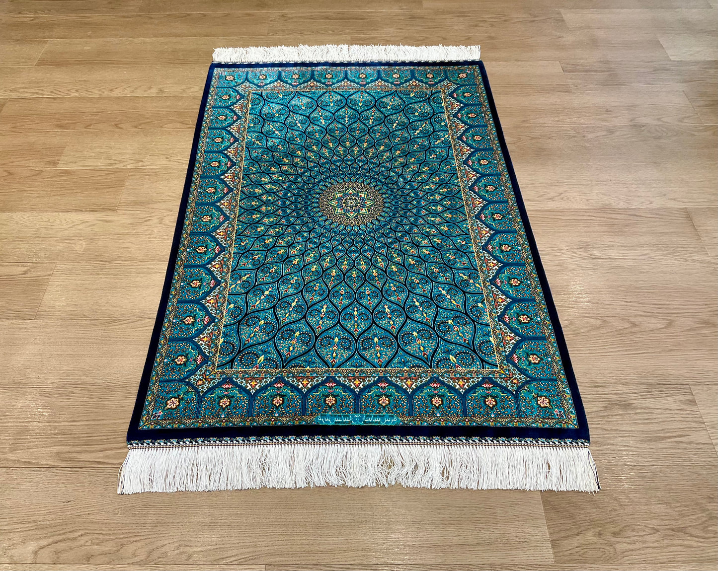 ペルシャンシルク 120cm x 80cm PS10999