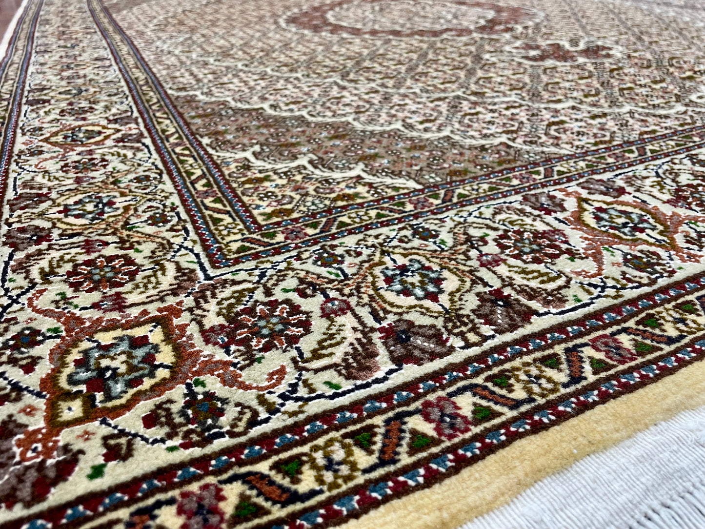 【オンライン限定】タブリーズ 200cm x 151cm A17211