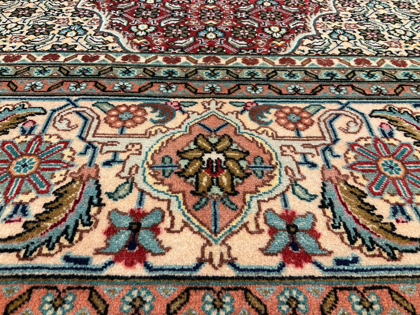 タブリーズ 295cm x 203cm NT5580