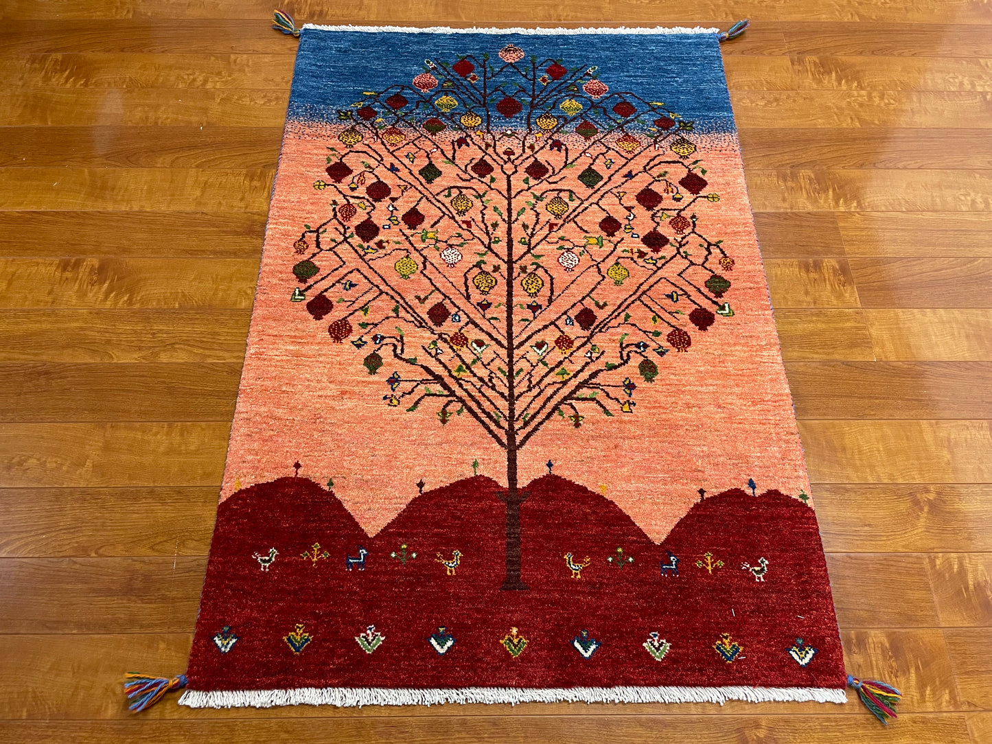 【オンライン限定】カシュクリギャッベ 126cm x 85cm RJ12216