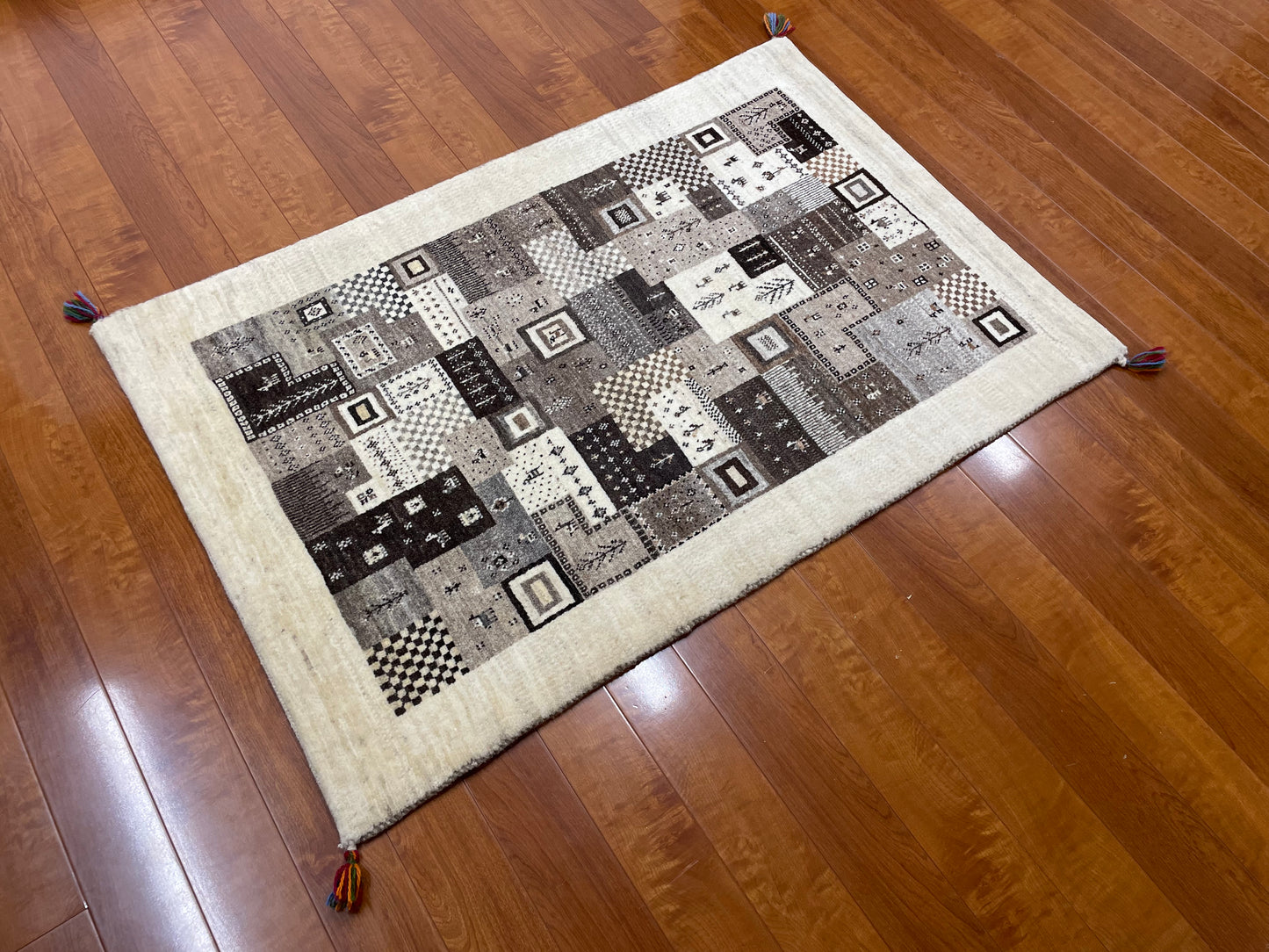 【オンライン限定】カシュクリギャッベ 130cm x 90cm RD8760