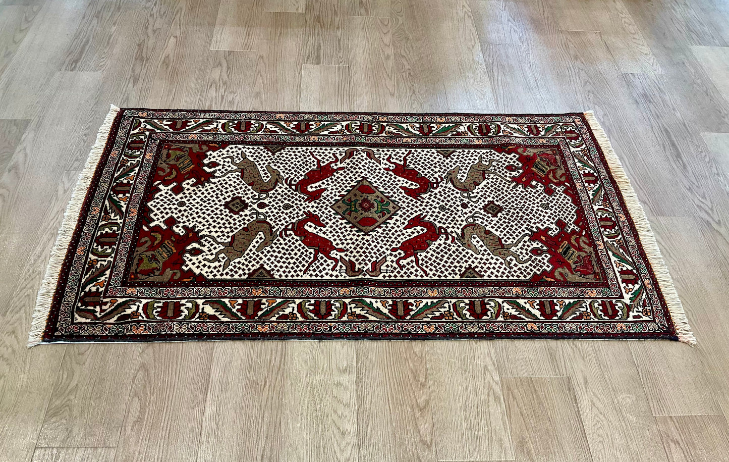 バルーチ 140cm x 80cm PS7076