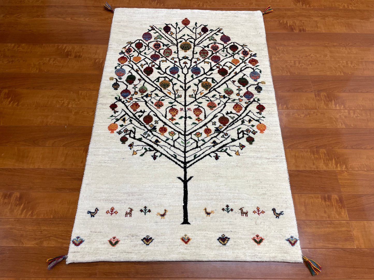 【オンライン限定】カシュクリギャッベ 132cm x 83cm RJ13312
