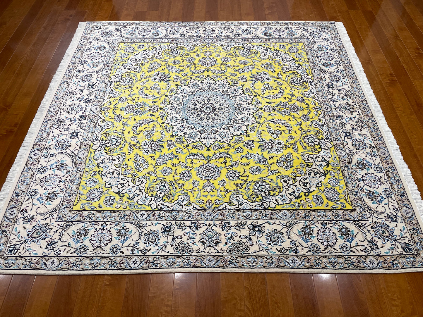 【オンライン限定】ナイン 204cm x 204cm PS7570