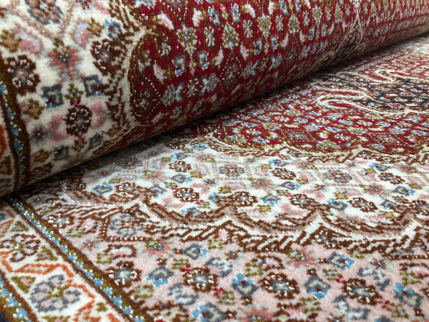 タブリーズ 157cm x 100cm PS6943