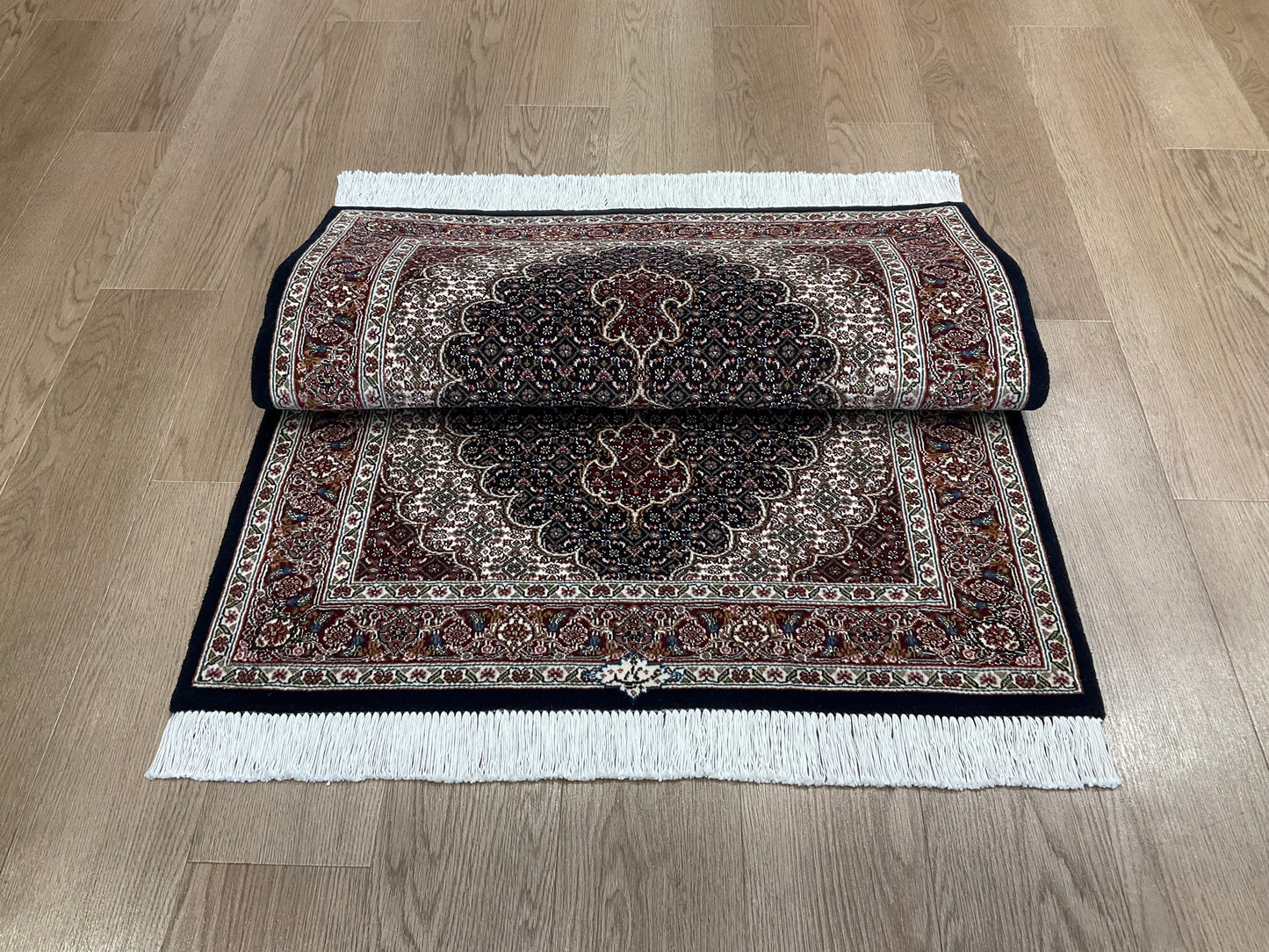 タブリーズ アブドラーヒ工房 120cm x 85cm PS7590