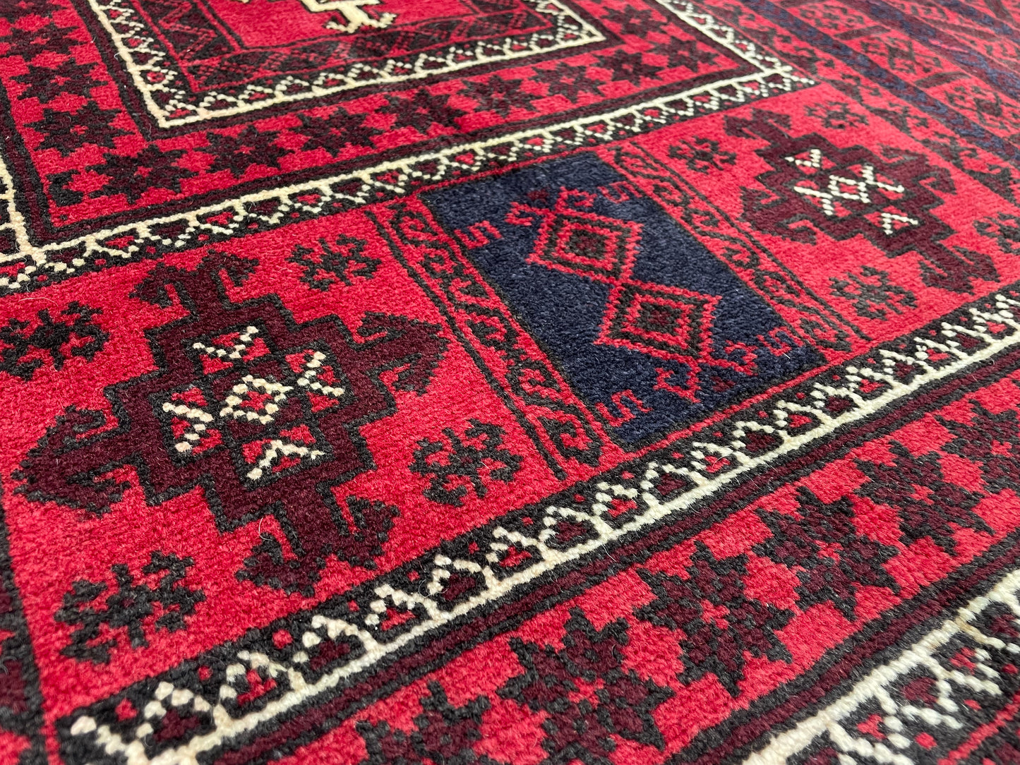 【オンライン限定】バルーチ 235cm x 125cm PS8755