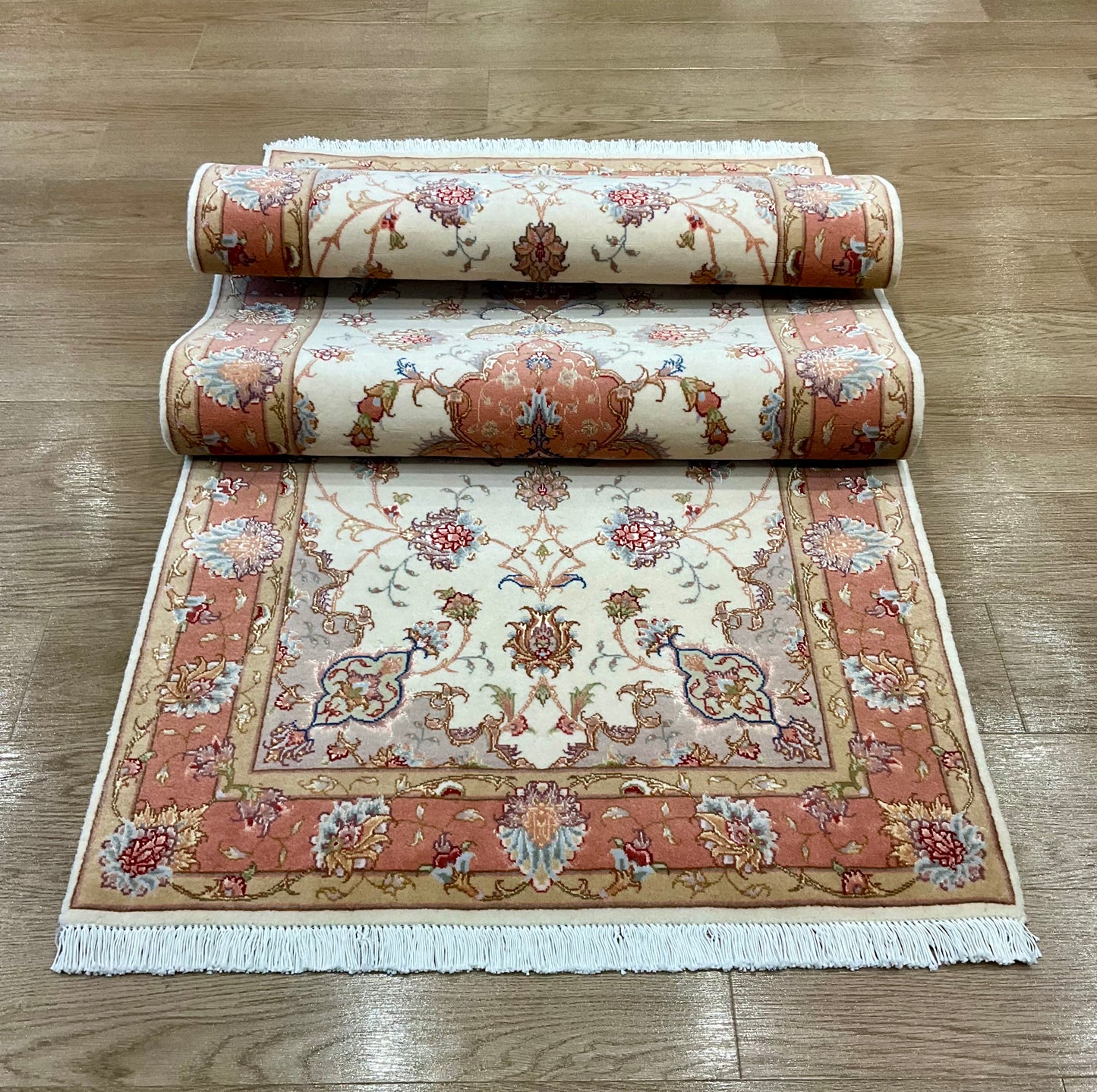 タブリーズ 258cm x 78cm PS2292