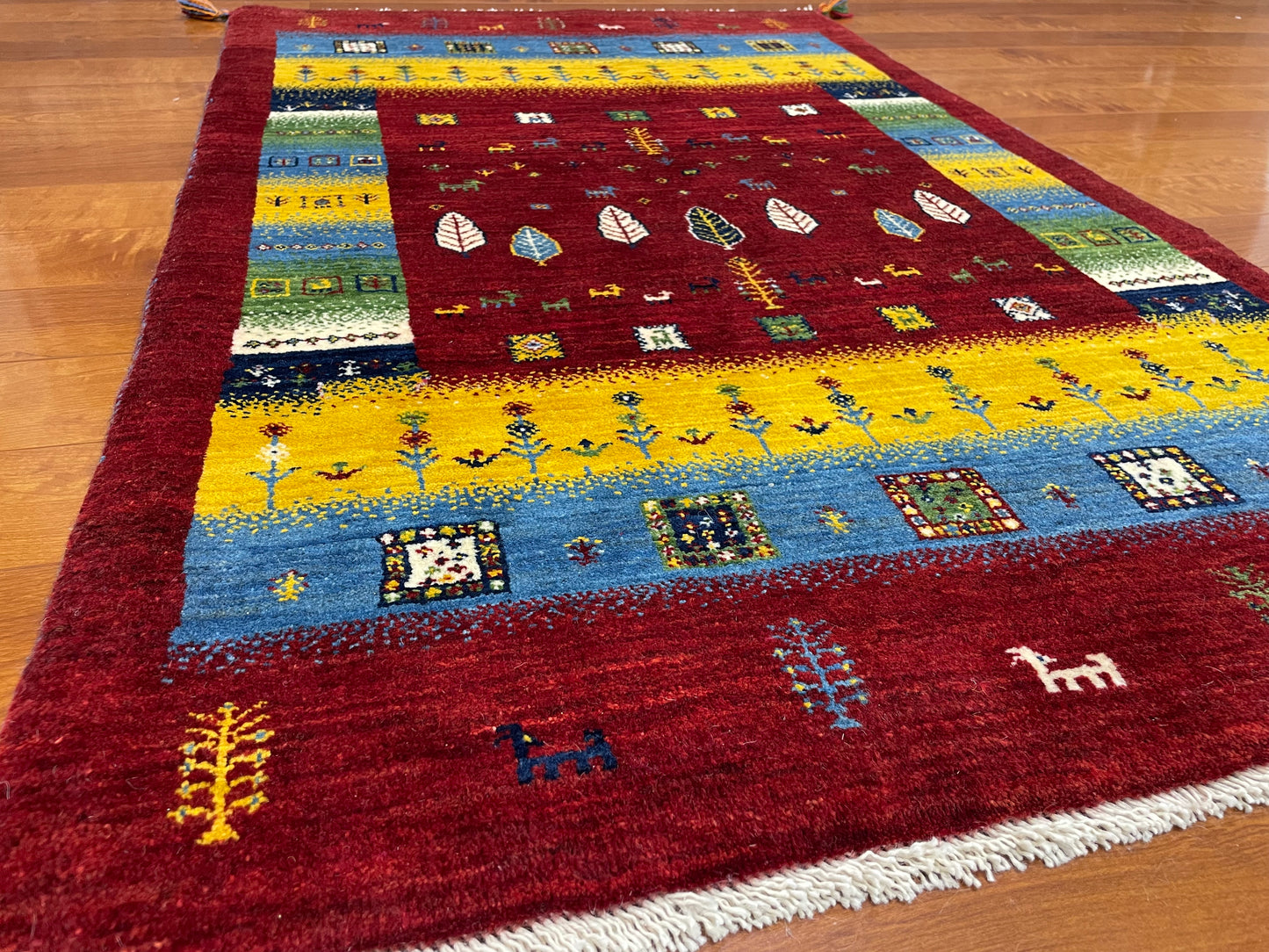 【オンライン限定】カシュクリギャッベ 135cm x 84cm RJ13345