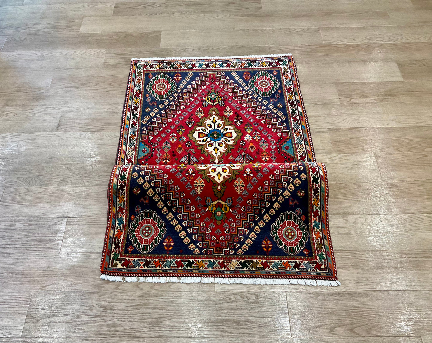 シラーズ 161cm x 89cm RJ975