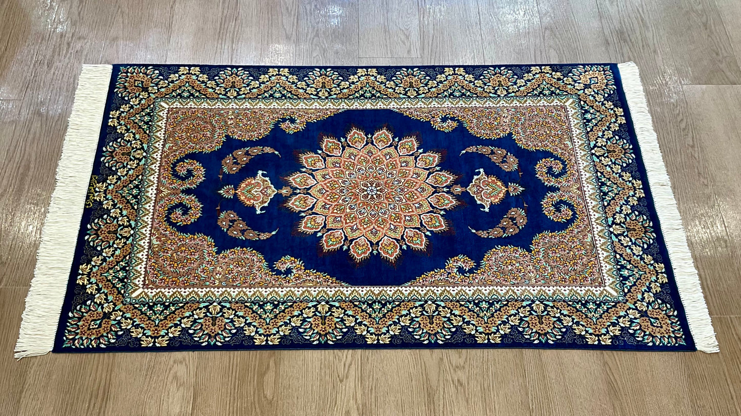 クム アフマディ工房 120cm x 75cm NT10625