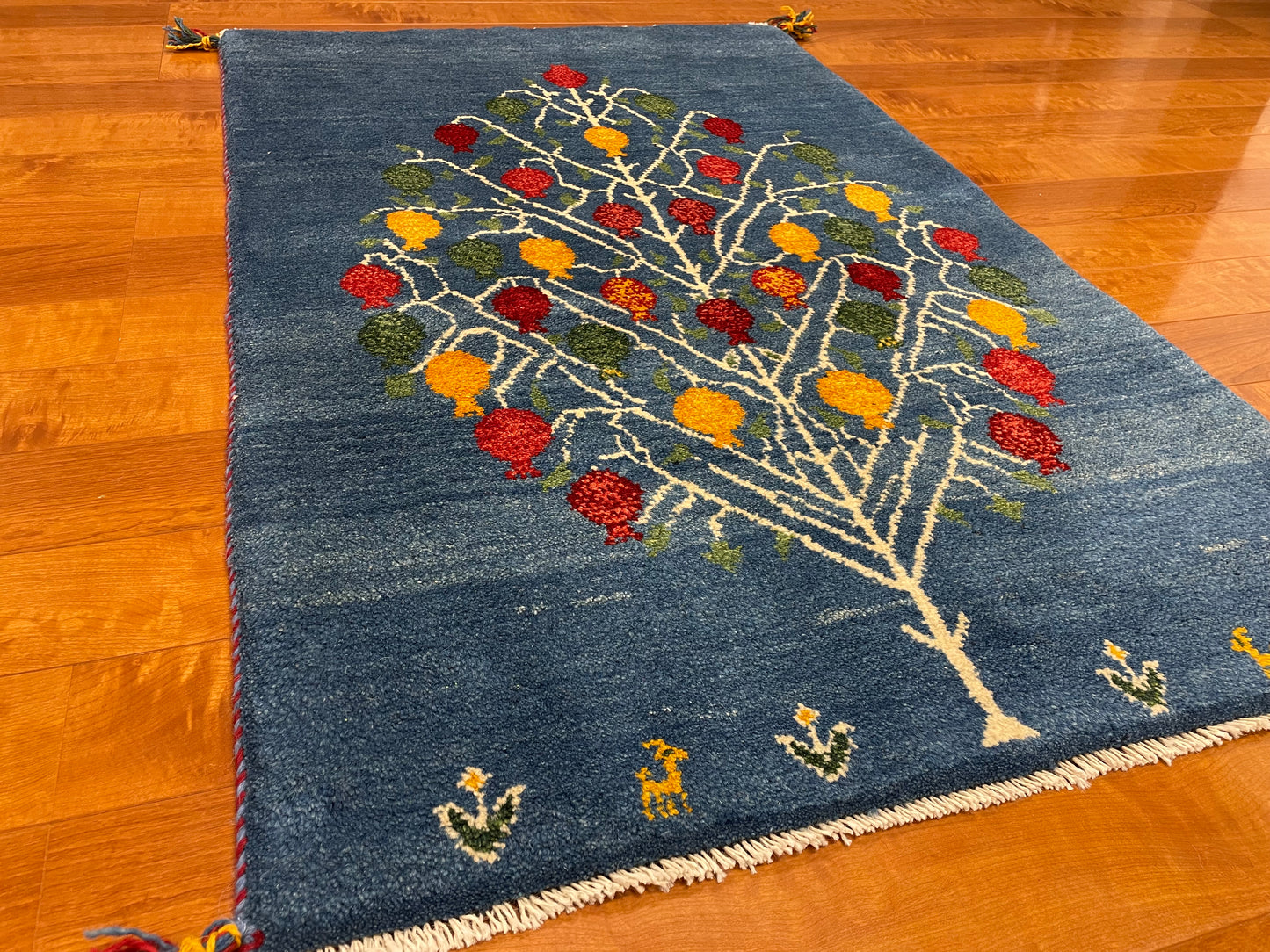 【オンライン限定】ギャッベ 125cm x 83cm RJ12811