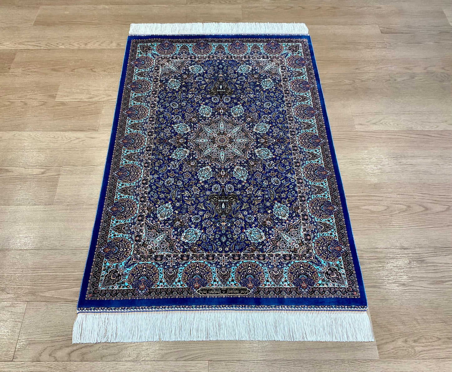 ペルシャンシルク 120cm x 80cm PS10167