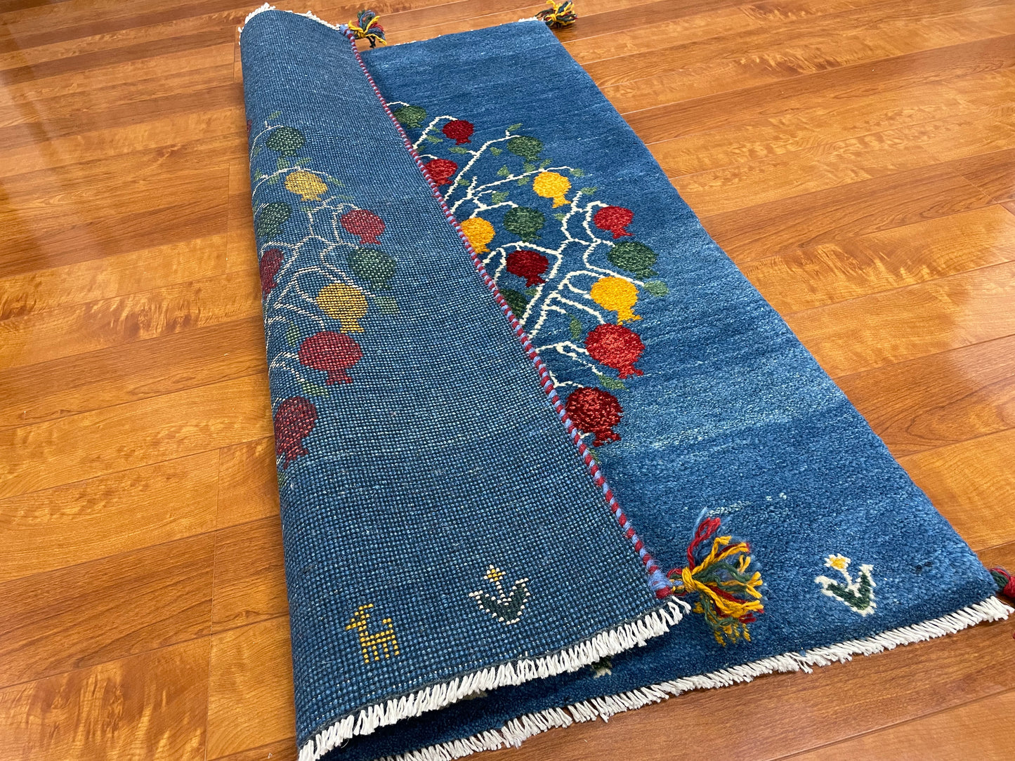 【オンライン限定】ギャッベ 125cm x 83cm RJ12811