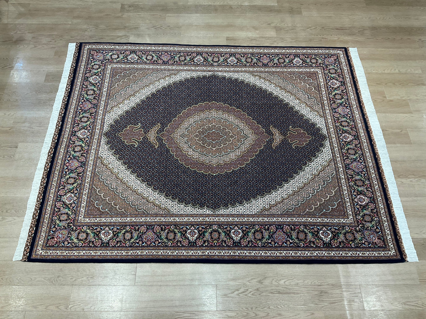 タブリーズ 248cm x 205cm PS7384