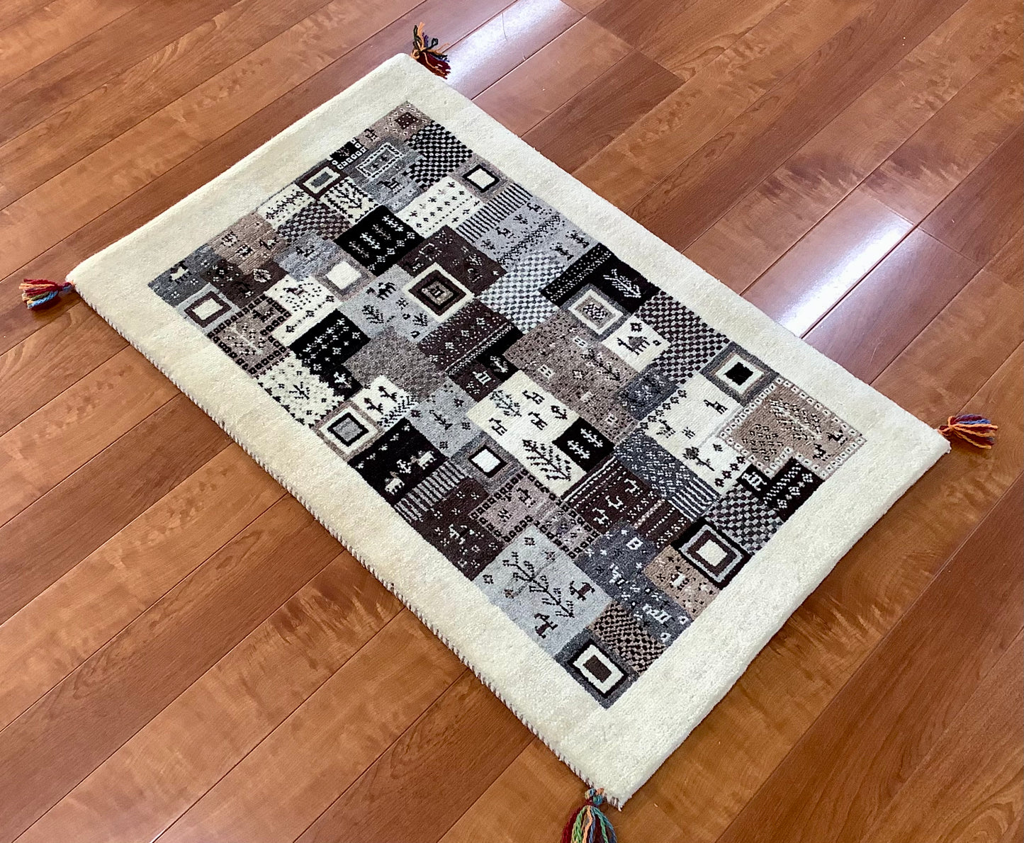 【オンライン限定】カシュクリ 97cm x 66cm RJ9116