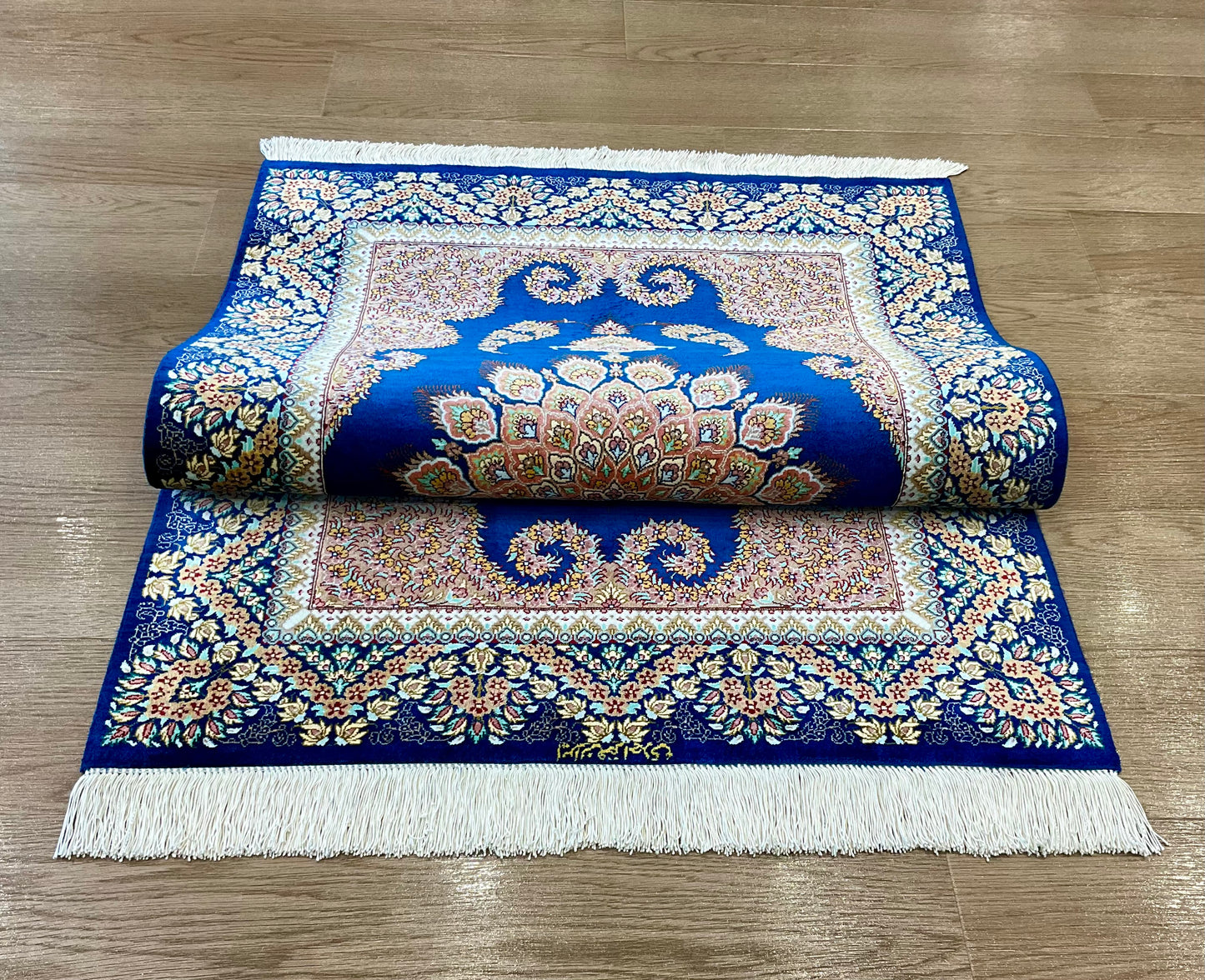 クム アフマディ工房 120cm x 75cm NT10625