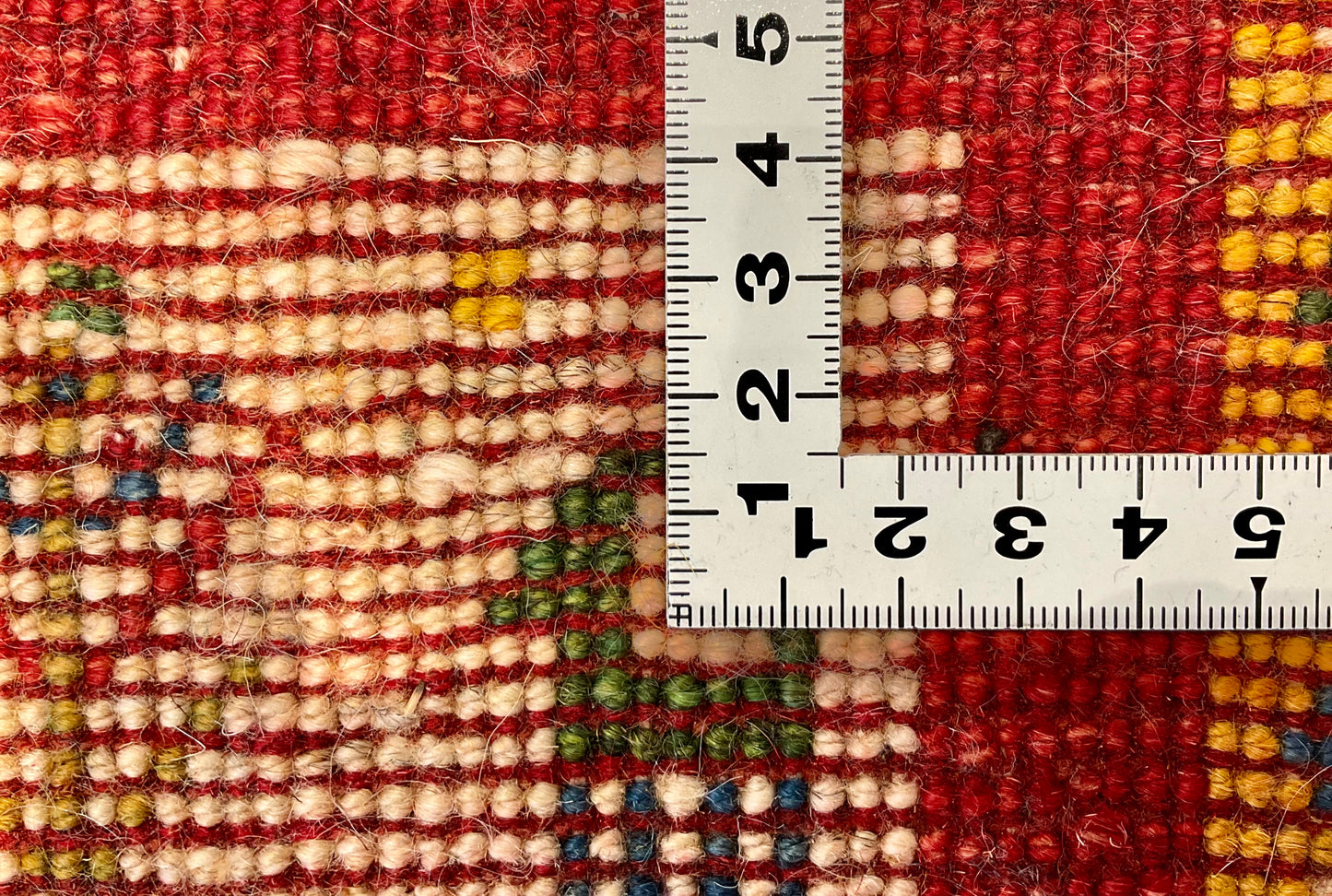 ギャッベ 46cm x 40cm Z581