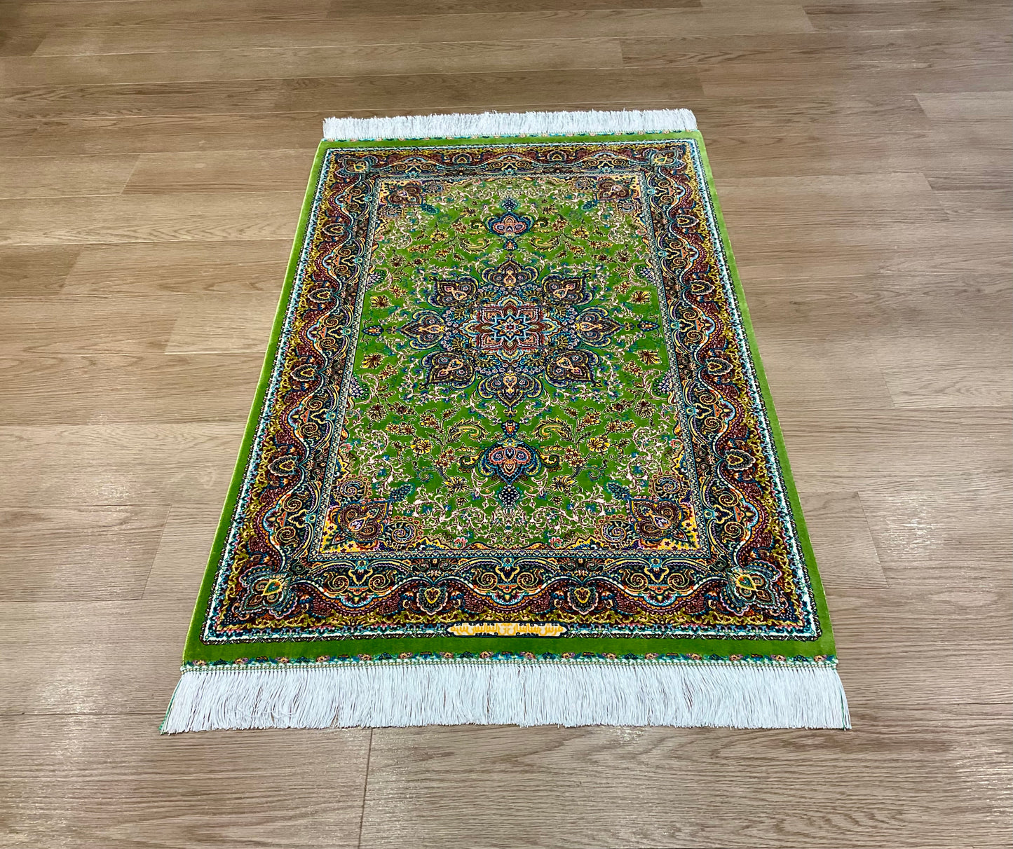 ペルシャンシルク 120cm x 80cm PS10693
