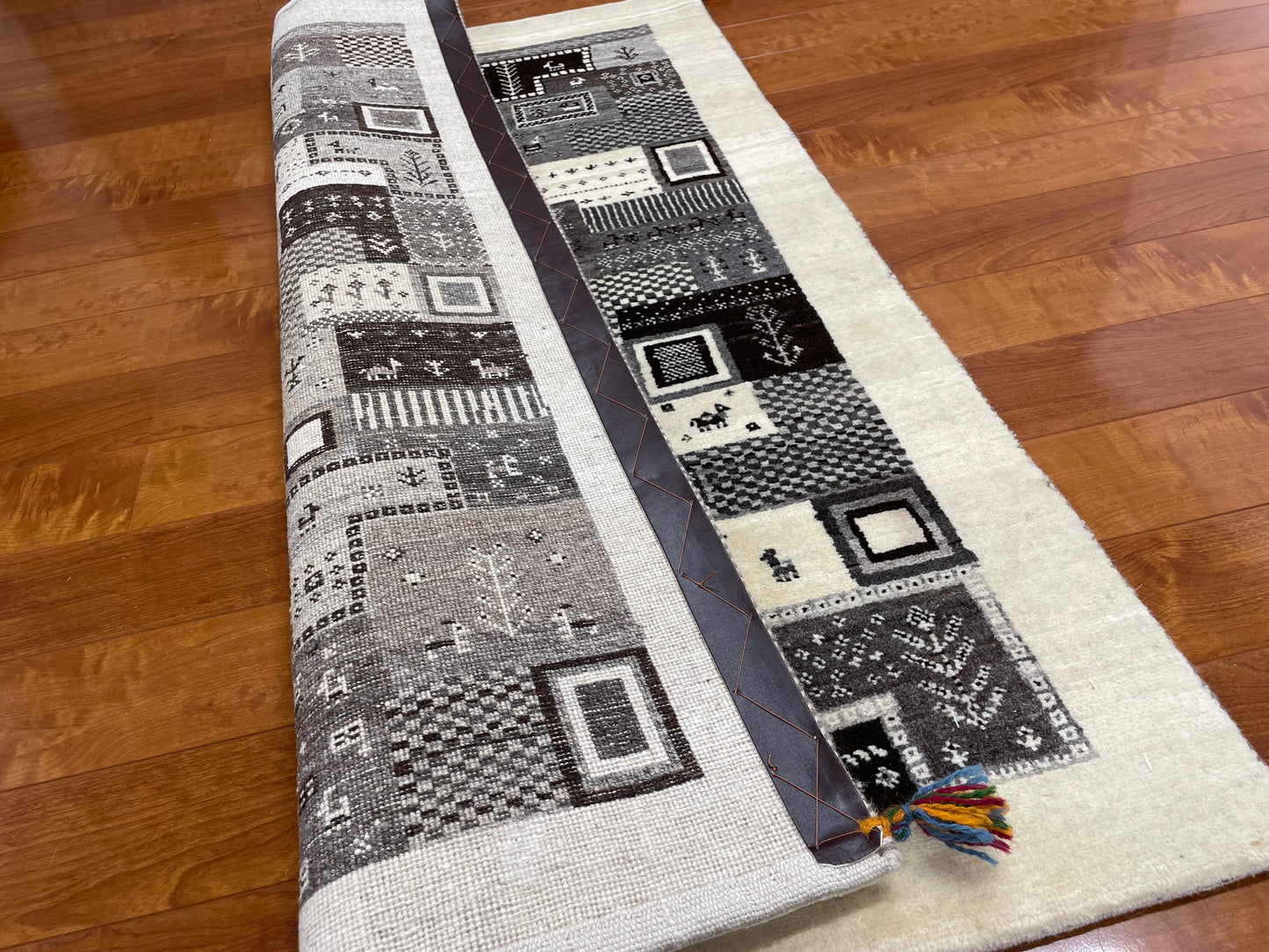 【オンライン限定】カシュクリギャッベ 125cm x 85cm RJ12460