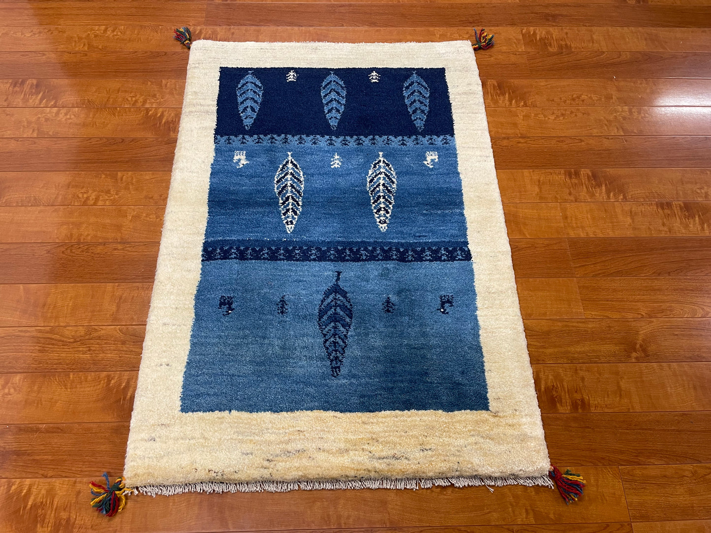 【オンライン限定】ギャッベ 117cm x 82cm RJ12805