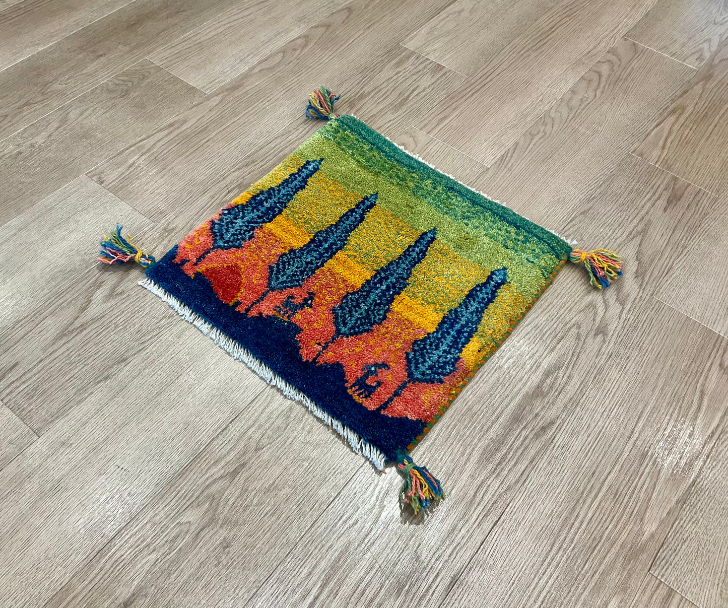 ギャッベ 43cm x 43cm T6052