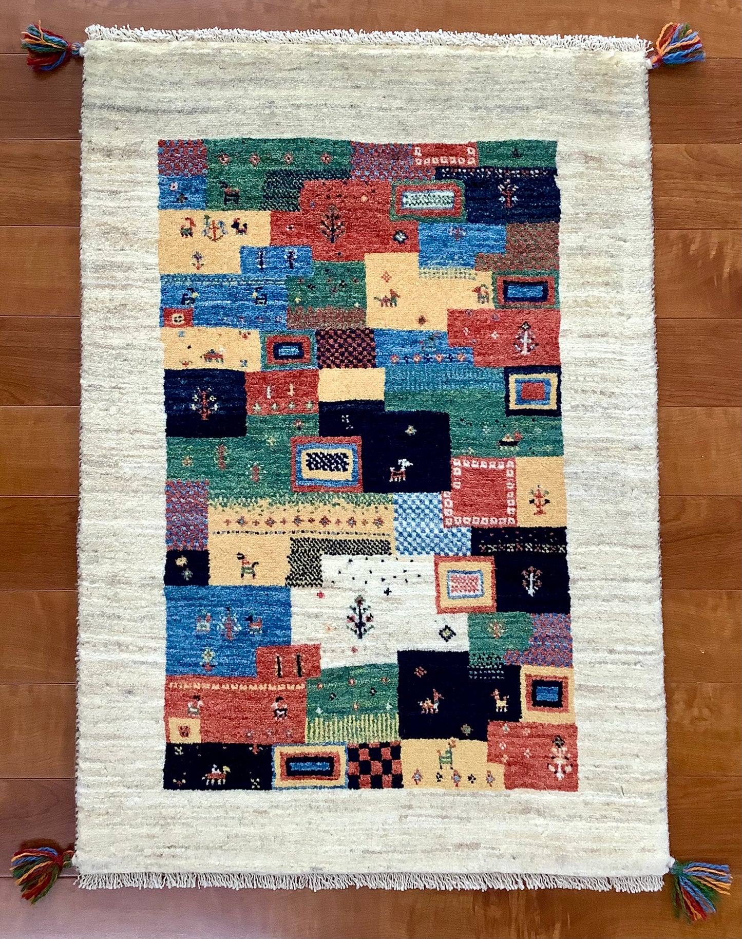 【オンライン限定】カシュクリ 92cm x 64cm RJ7820