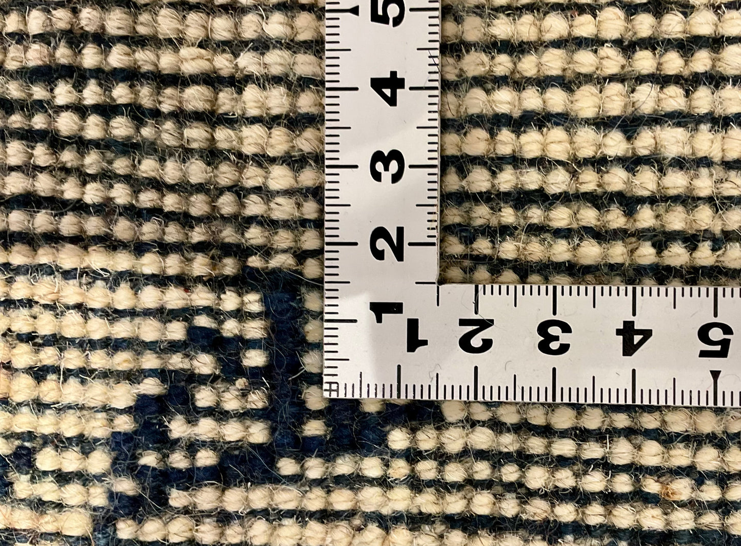 ギャッベ 42cm x 39cm T9981