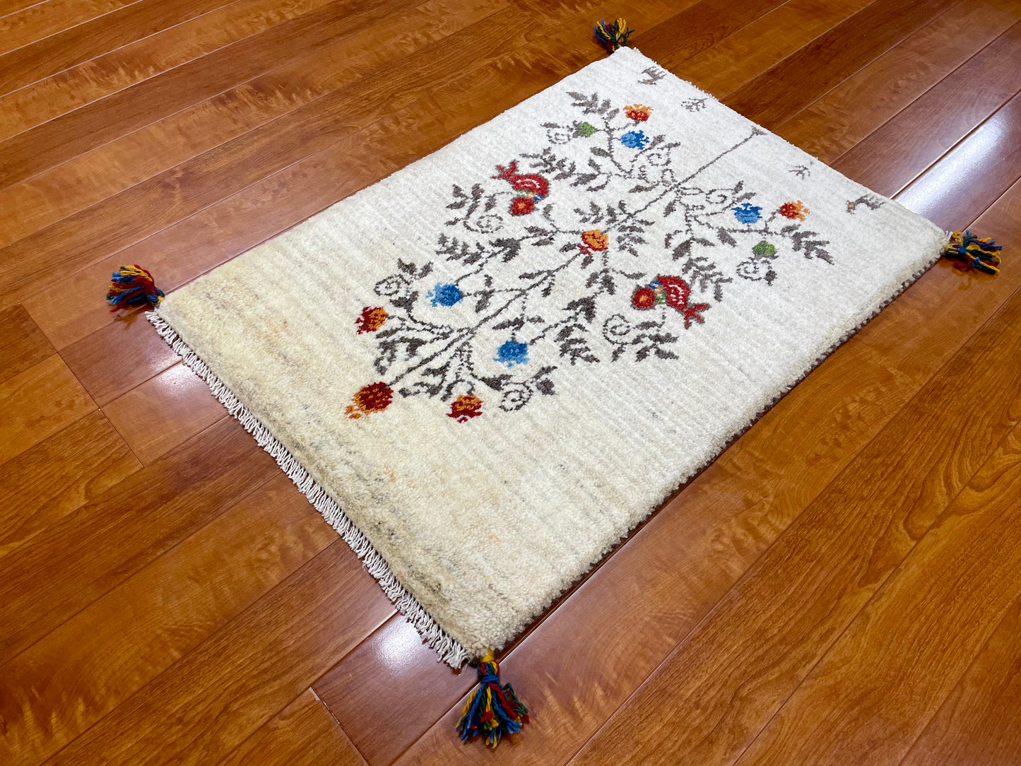 【オンライン限定】ギャッベ 85cm x 60cm RJ13809