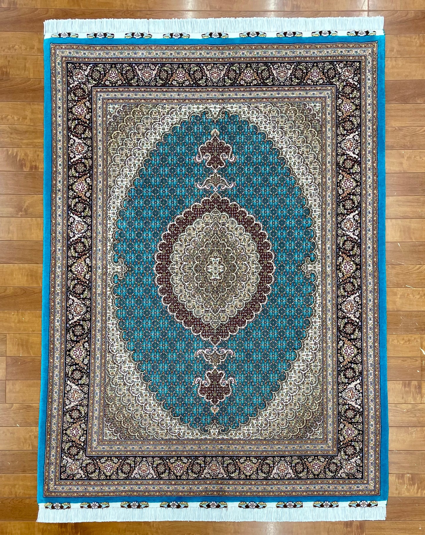 【オンライン限定】タブリーズ 203cm x 153cm PS137