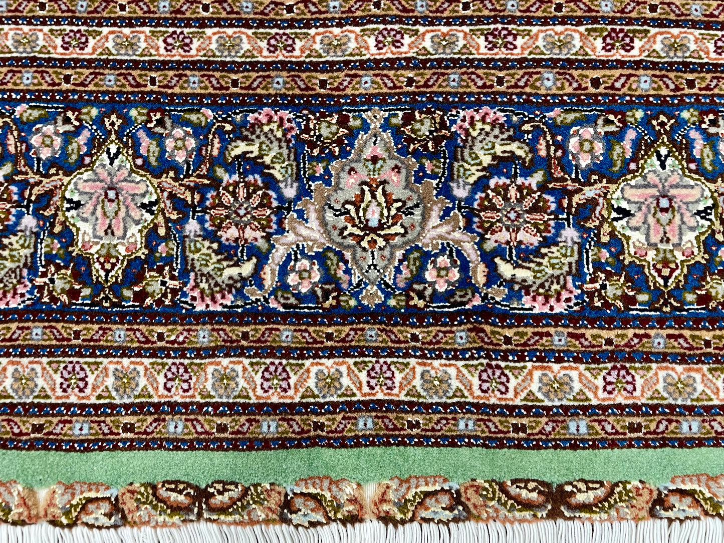 【オンライン限定】タブリーズ 203cm x 153cm PS2848