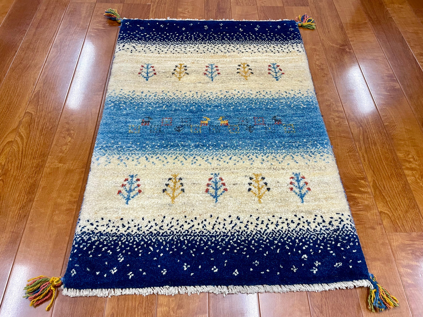 【オンライン限定】ギャッベ 92cm x 63cm RJ4301