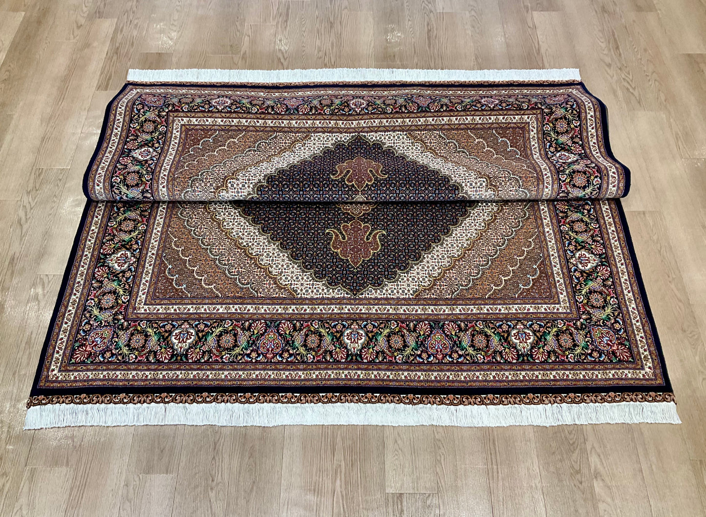 タブリーズ 248cm x 205cm PS7384