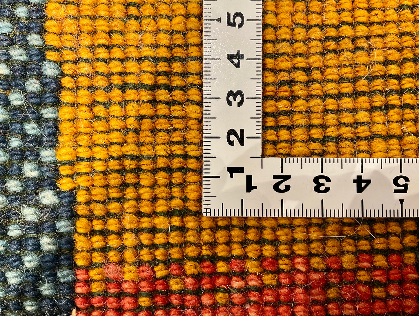 ギャッベ 43cm x 39cm Z854