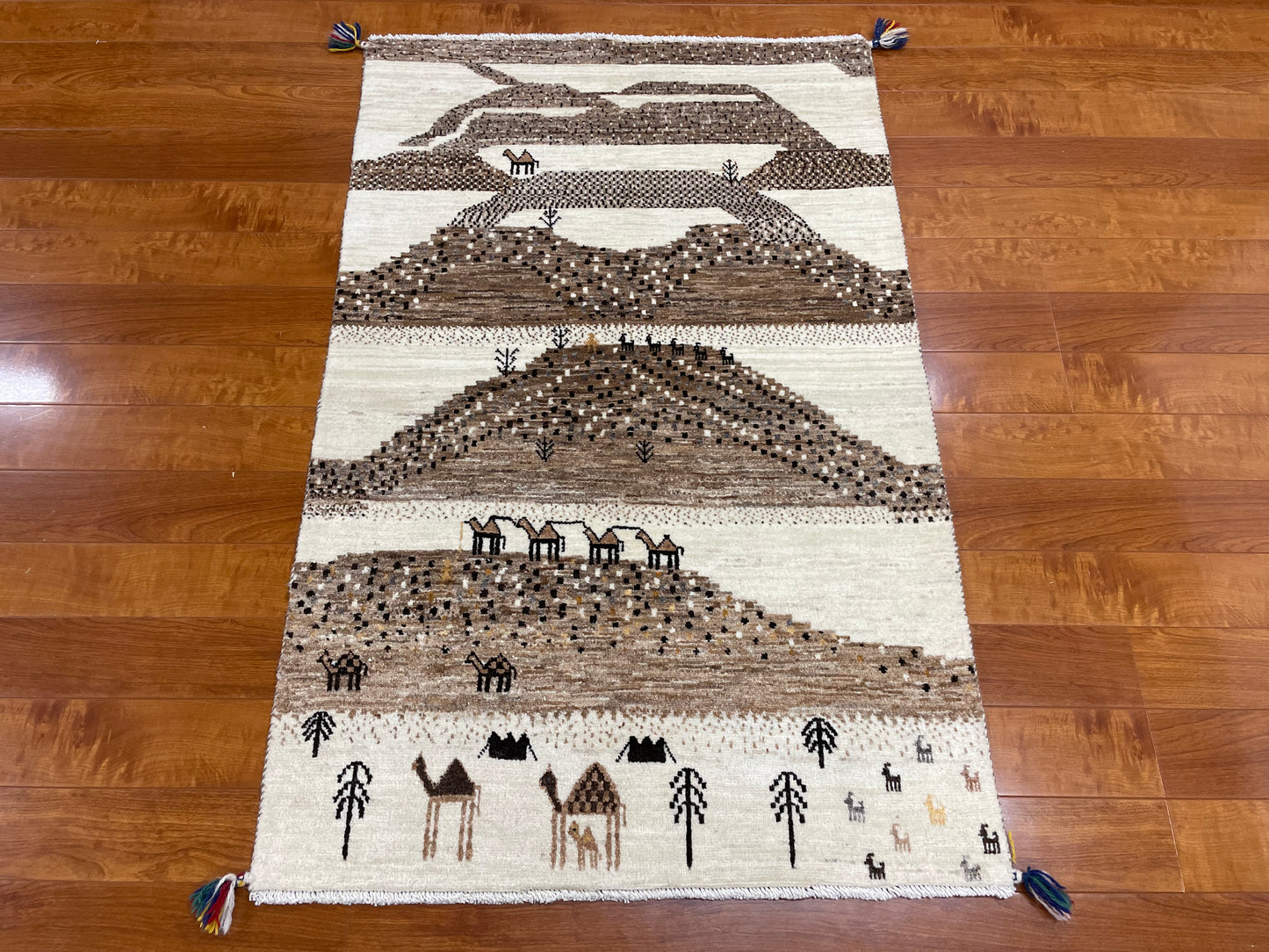 【オンライン限定】カシュクリギャッベ 134cm x 85cm BT12198