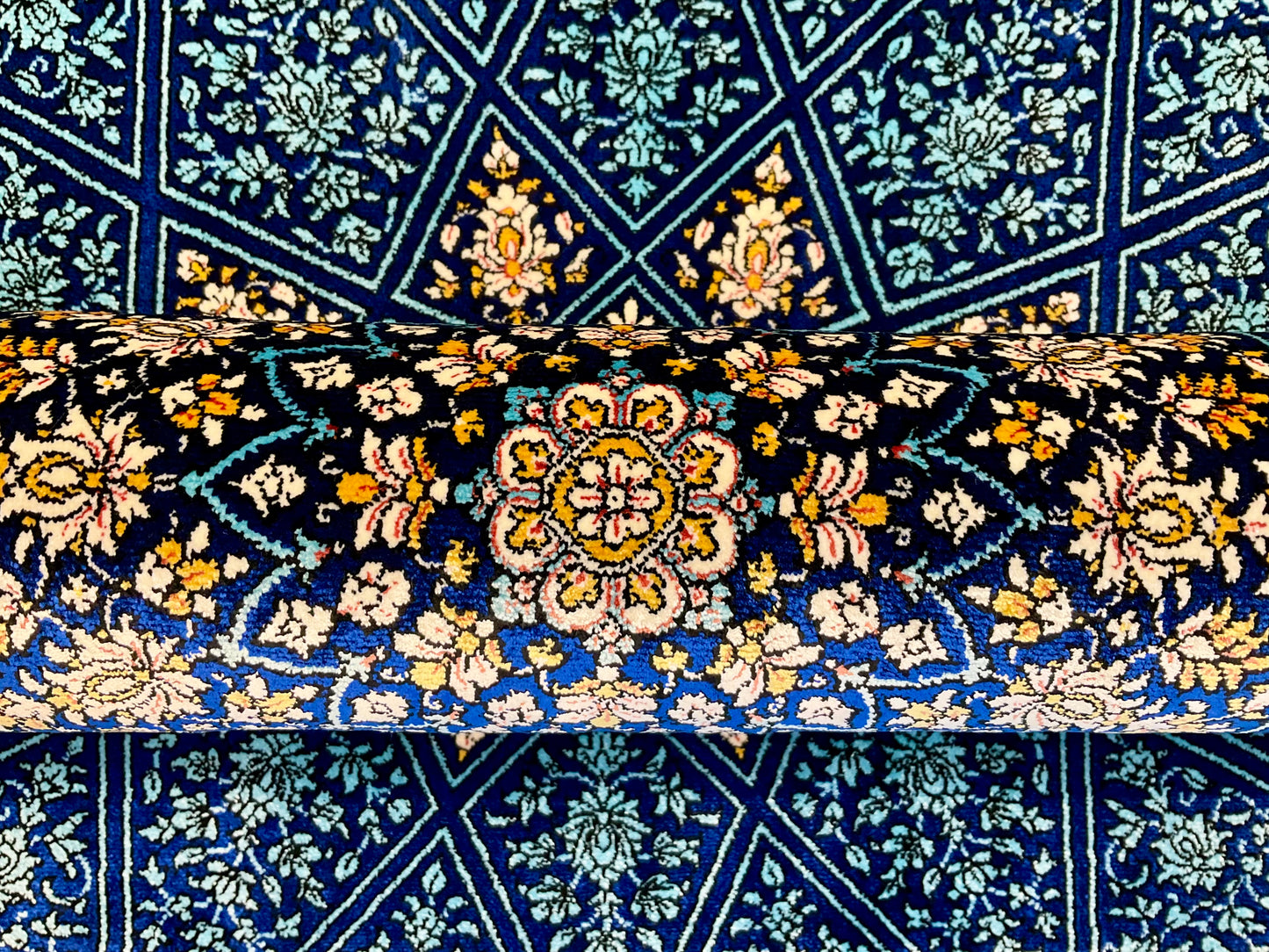 ペルシャンシルク 120cm x 80cm PS10682