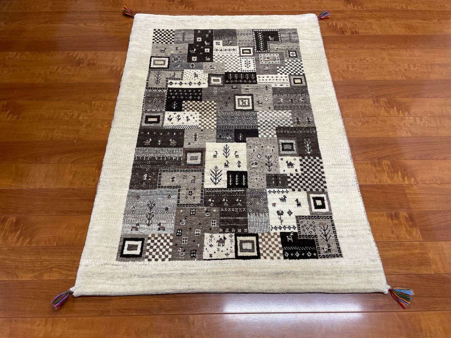 【オンライン限定】カシュクリギャッベ 130cm x 90cm RD8760
