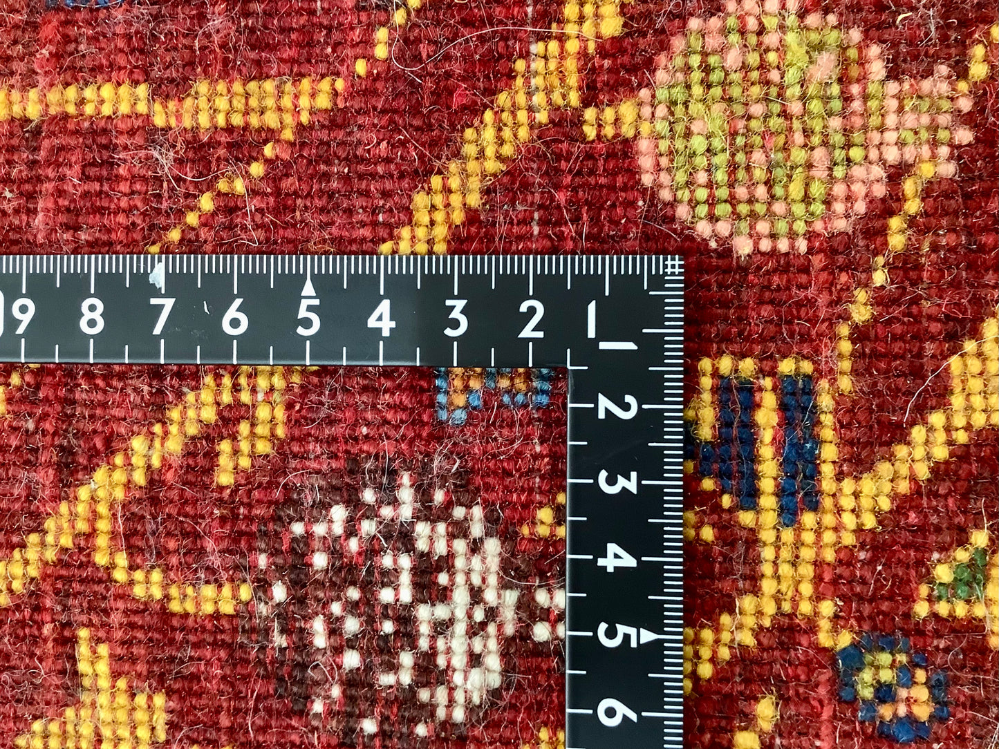 【オンライン限定】カシュクリギャッベ 134cm x 80cm RJ11023