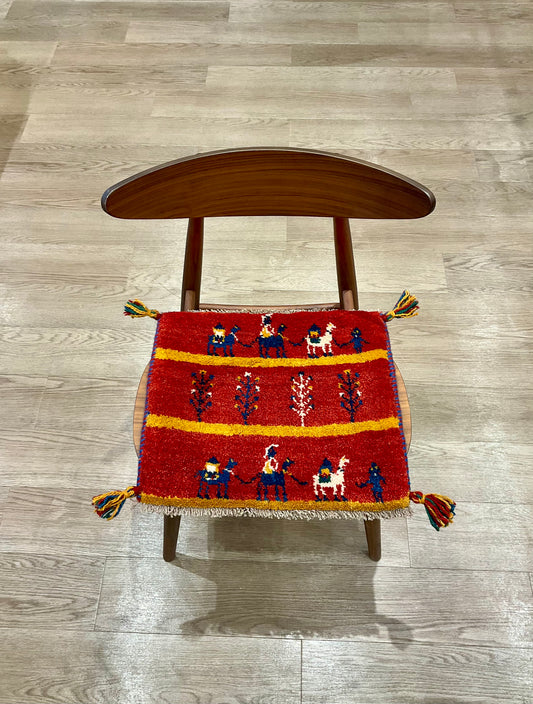 ギャッベ 45cm x 40cm Z2052