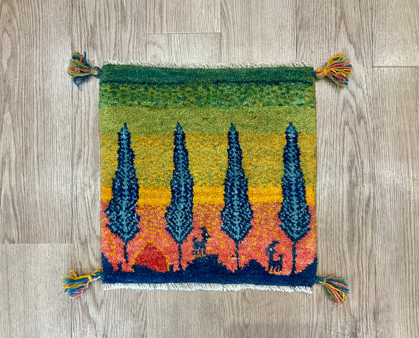 ギャッベ 43cm x 43cm T6052